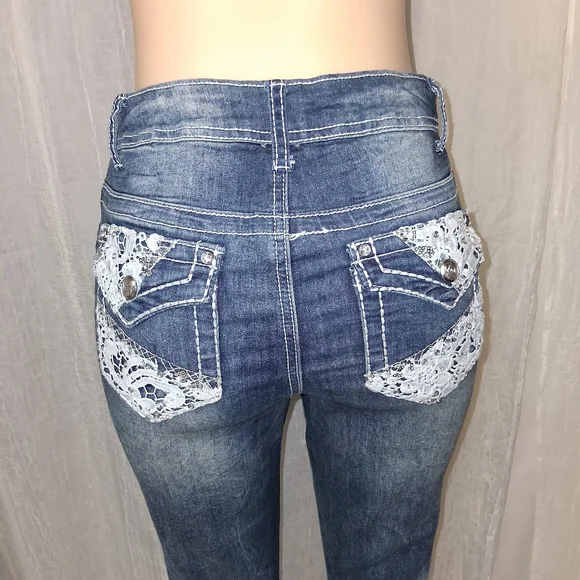 CATO premium Classic Blue Boot Cut Women's Jeans Size 8 - Picture 7 of 16